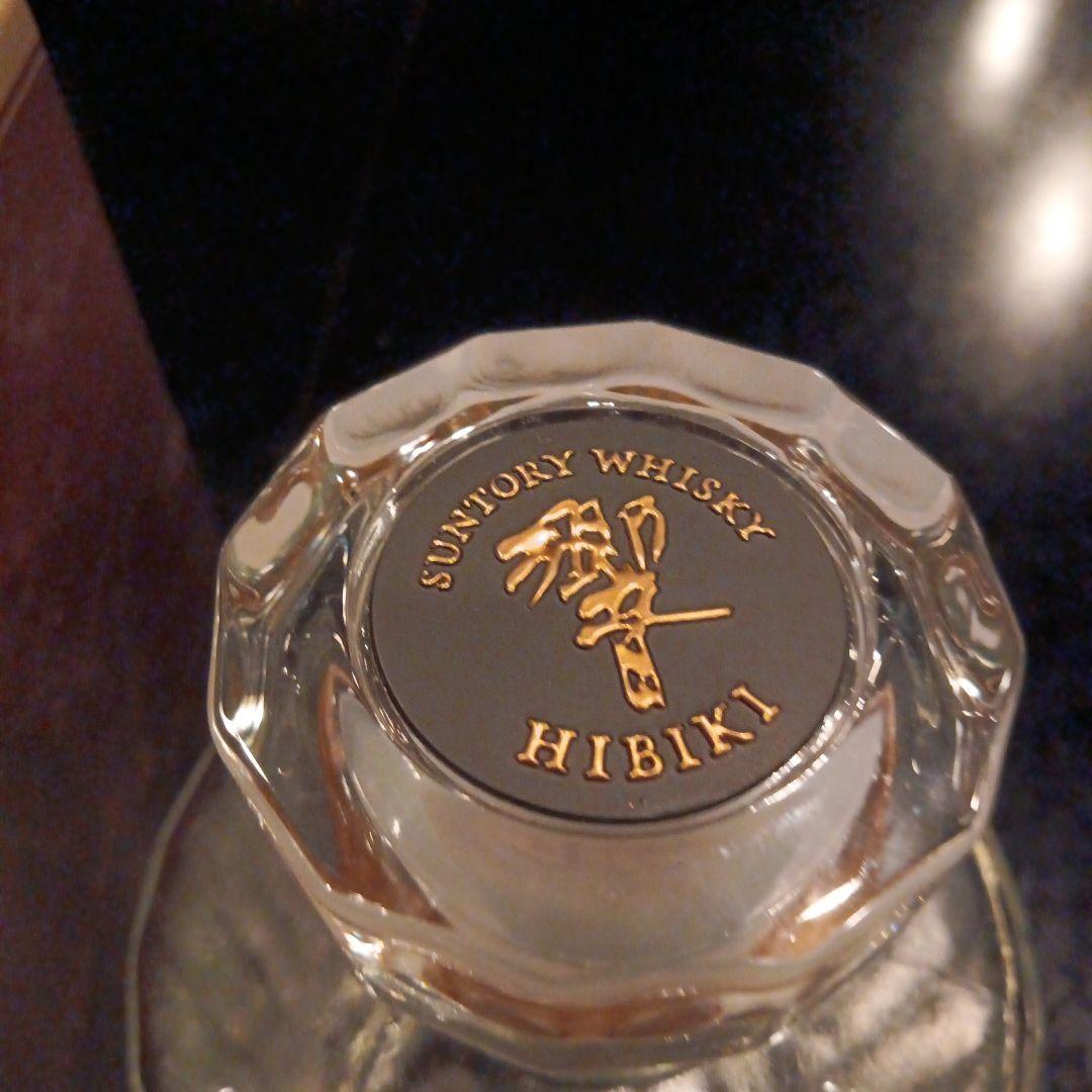 響i 21年 空瓶　化粧箱