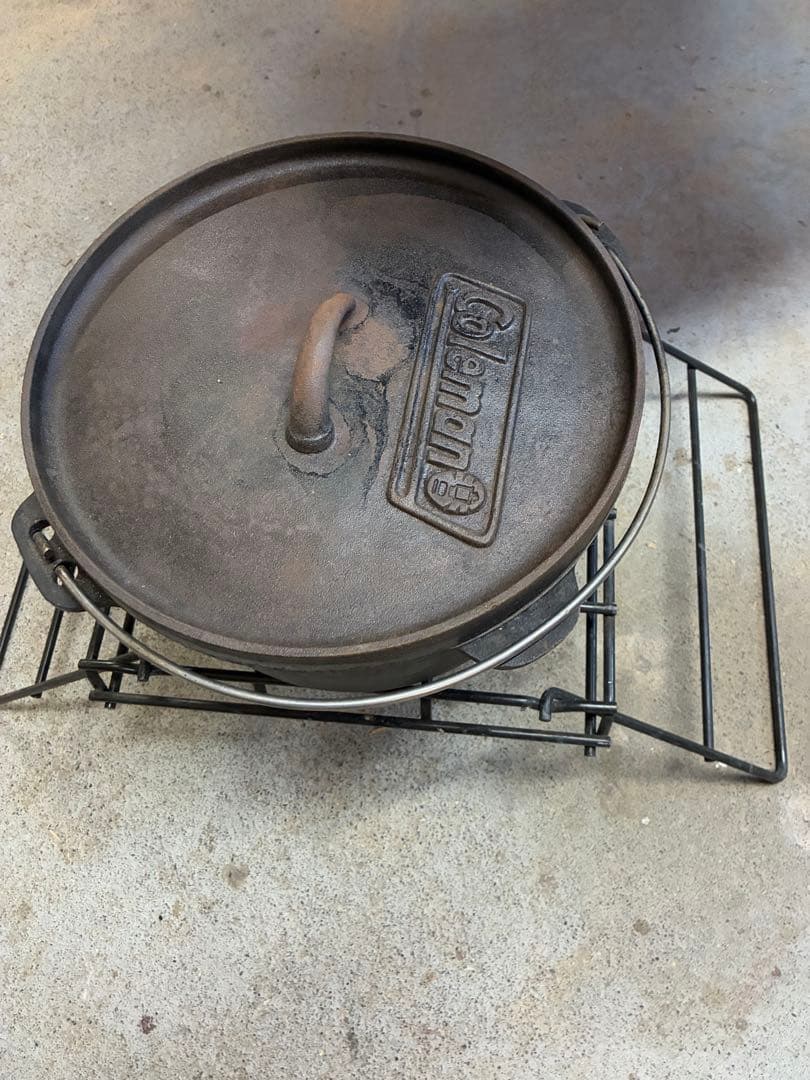 Coleman ダッチオーブンとスタンドセット