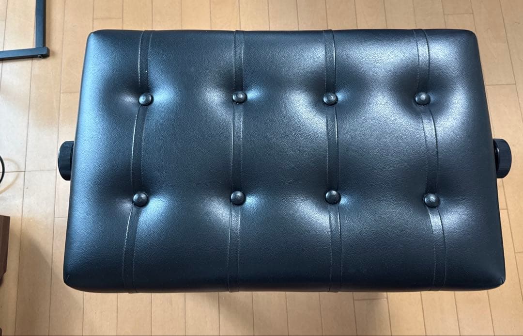 ピアノ　ベンチ椅子　猫脚