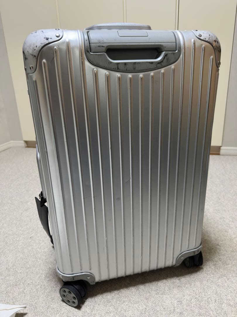 RIMOWA アルミニウムスーツケース TSAロック付き