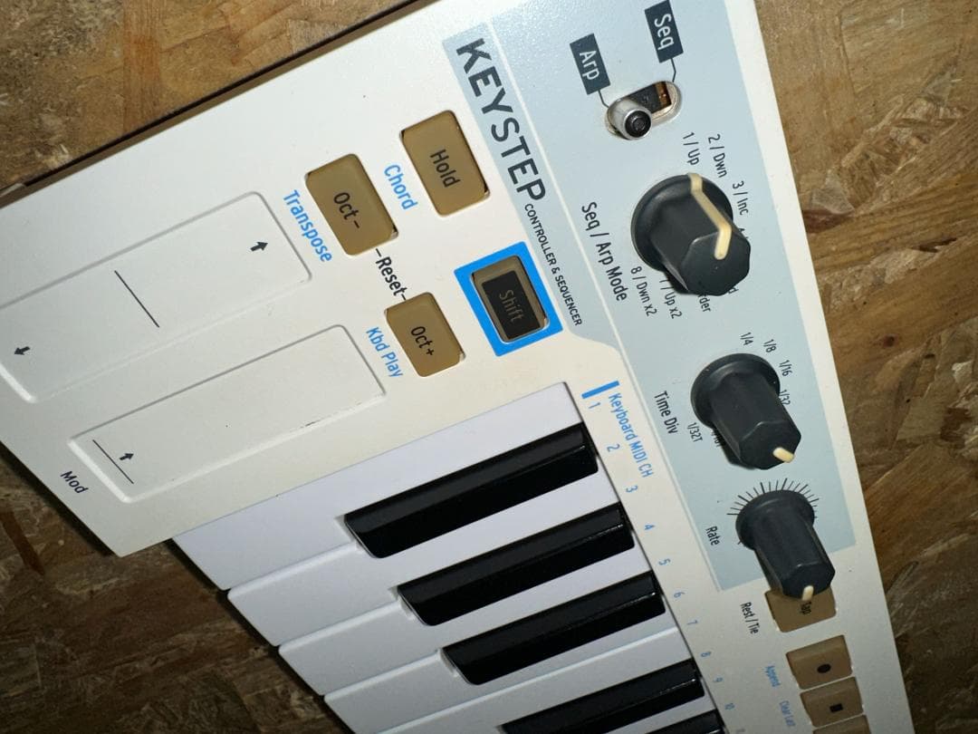 ARTURIA KEYSTEP 32鍵 MIDIキーボード