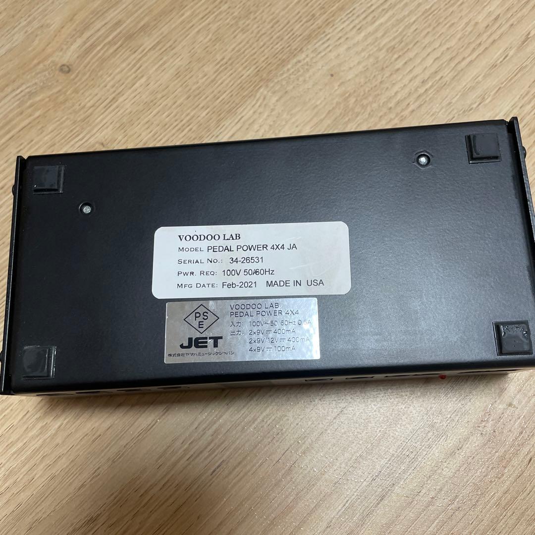 Voodoo Lab PEDAL POWER 4X4 パワーサプライ