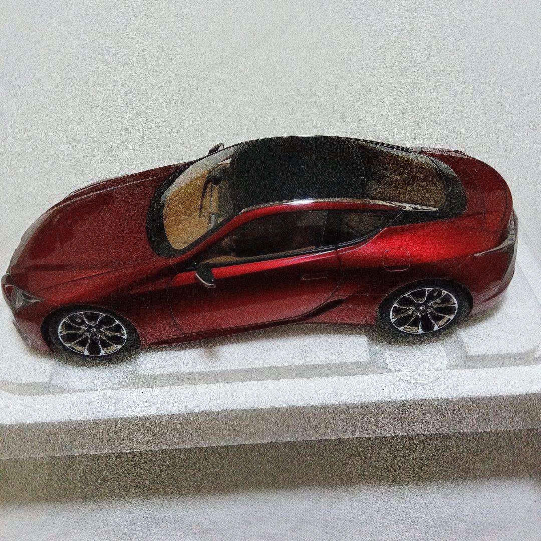 オートアート1/18 LEXUS LC500