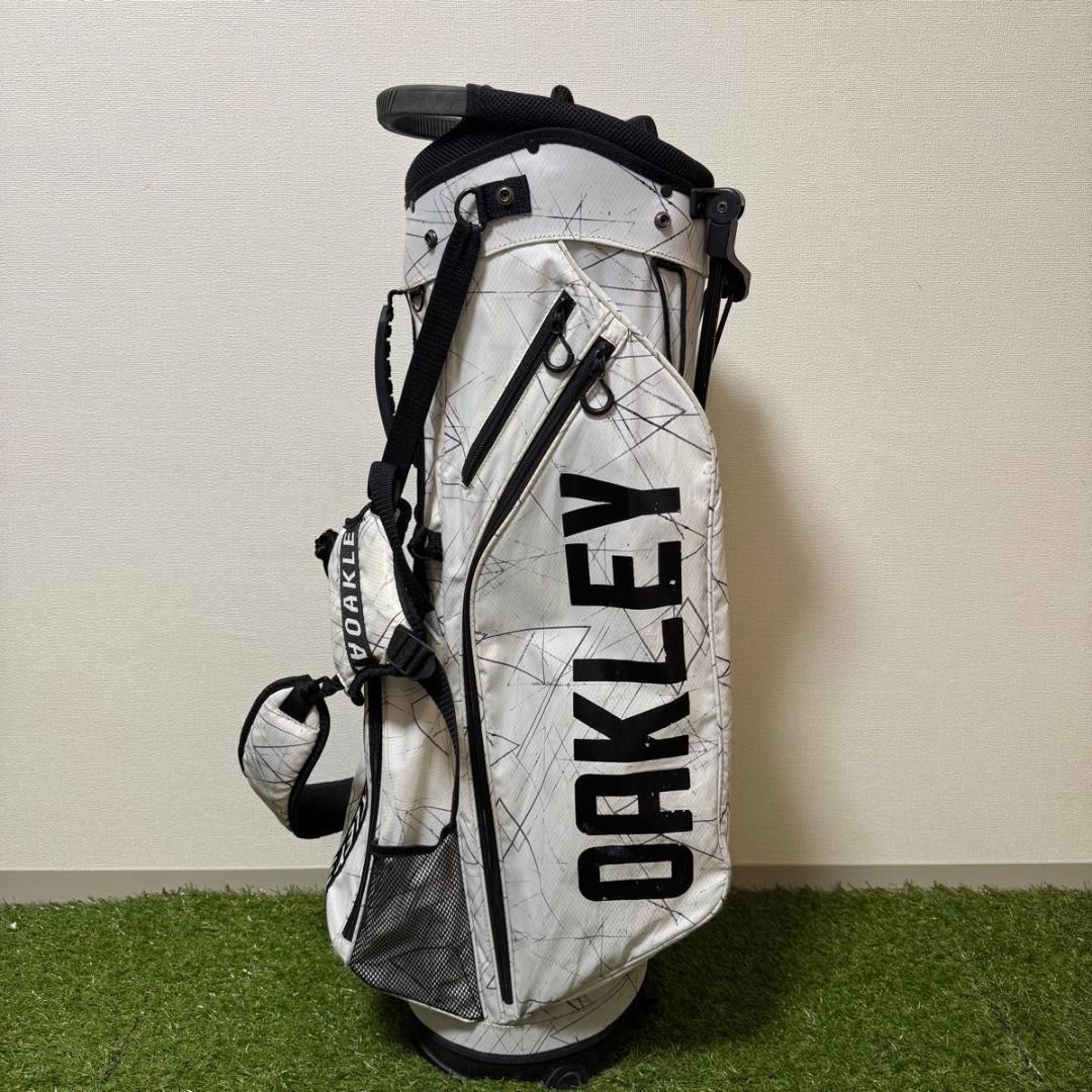OAKLEY オークリー スタンド式 キャディバッグ ゴルフバック ホワイト