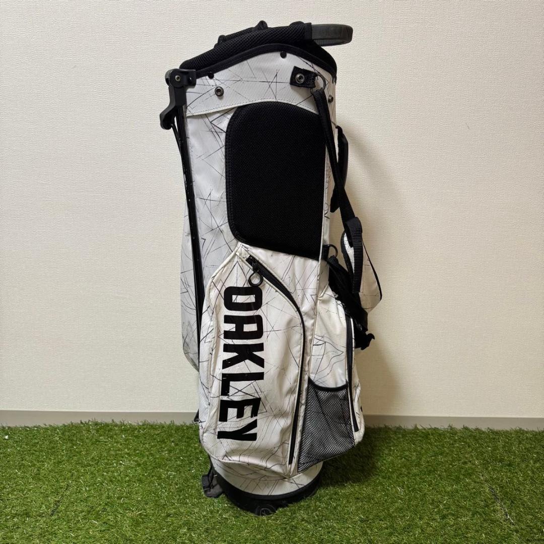 OAKLEY オークリー スタンド式 キャディバッグ ゴルフバック ホワイト