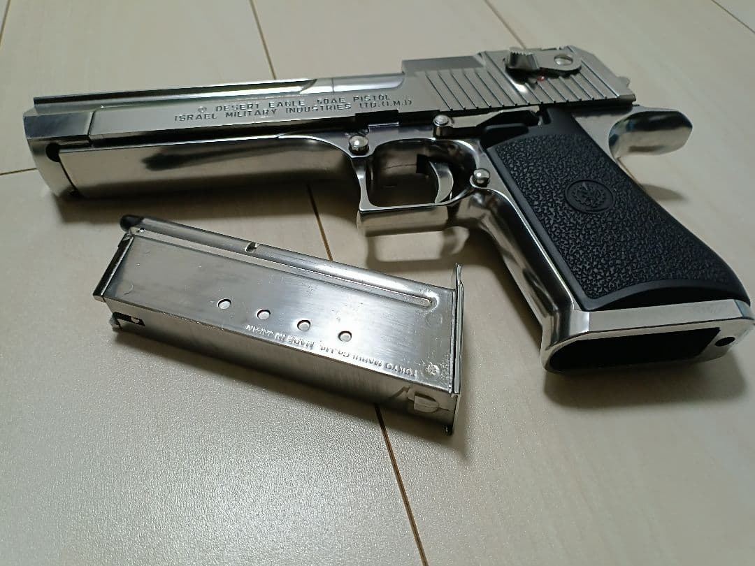 【中古品】東京マルイ ガスガン 「デザートイーグル.50AE」クロームステンレス