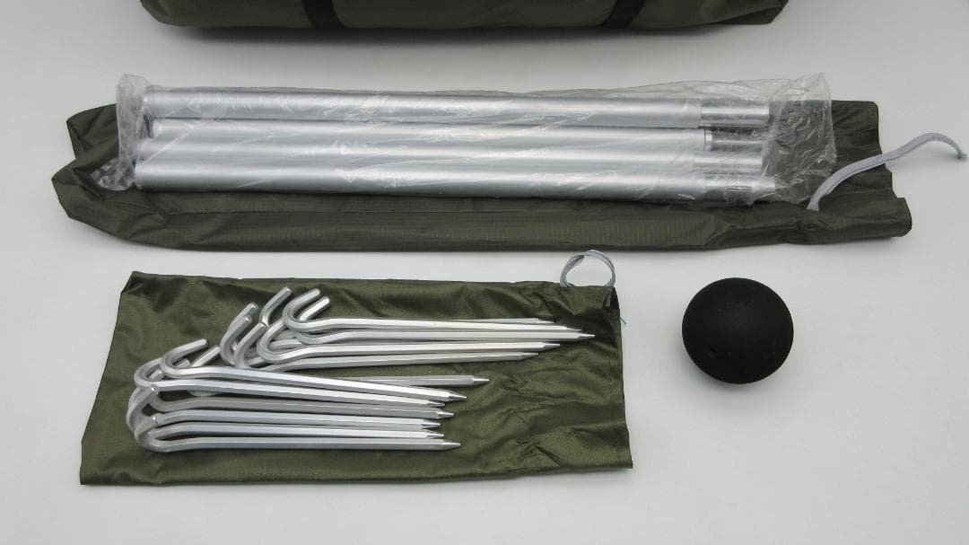 Unafreely ワンポールテント スノースカート難燃 煙突穴 更に謎テント