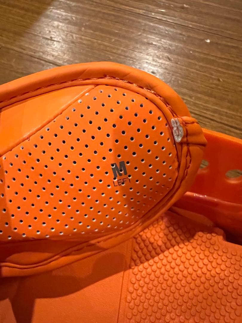 【訳あり】Burton CUSTOM ビンディング　M オレンジ