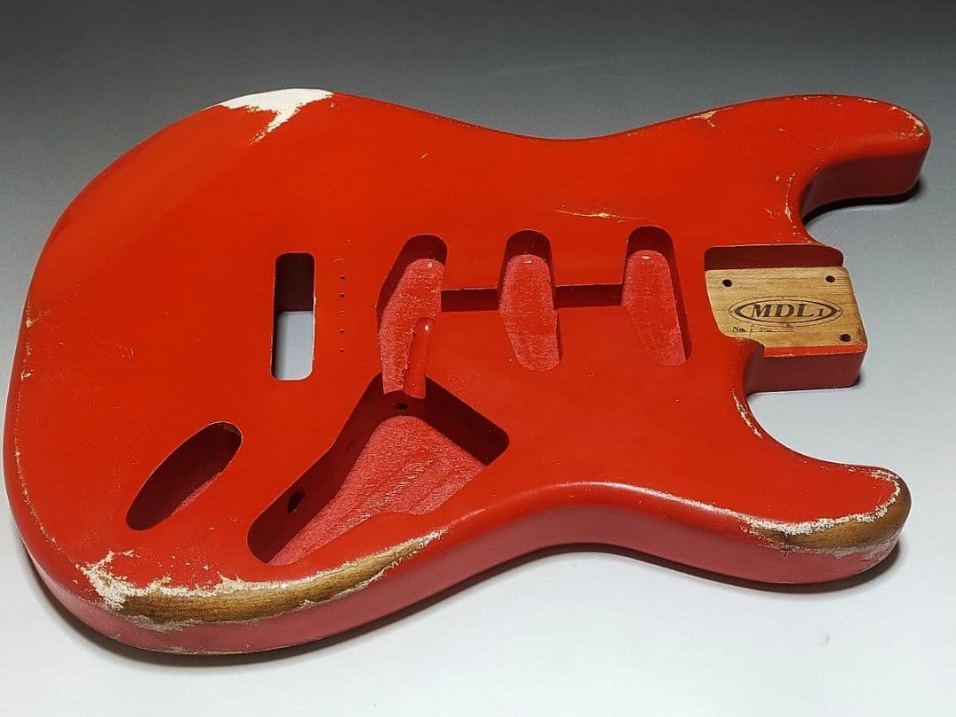 MDL1 ストラトキャスター用 ボディフェンダー / mjt