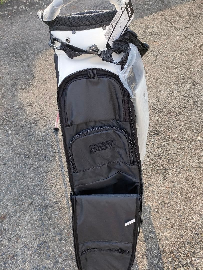 新品希少！PING スタンドキャディバッグ ホワイト/ブラック 定価55000円