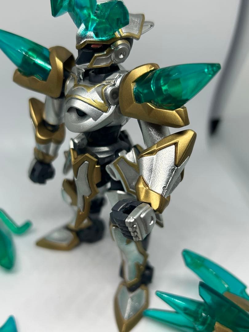 プラモデル　組立済　模型　LBX ダンボール戦機　シャドールシファー　完成品