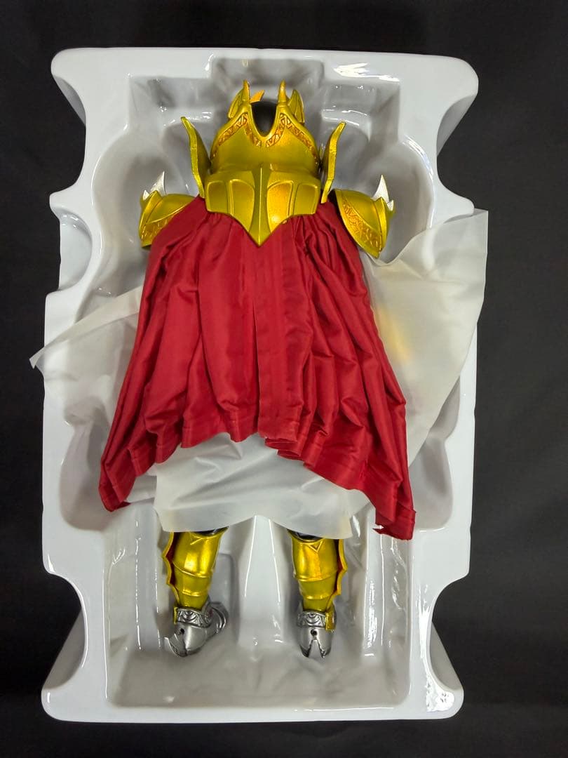 S.H.フィギュアーツ 真骨彫 仮面ライダーキバ エンペラーフォーム＋ダークキバ