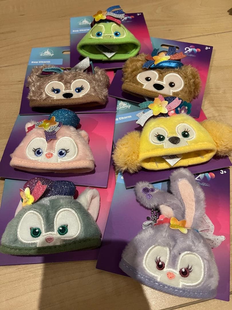 香港ディズニー　20周年 イヤーハットバッグチャーム　ダッフィーフレンズセット