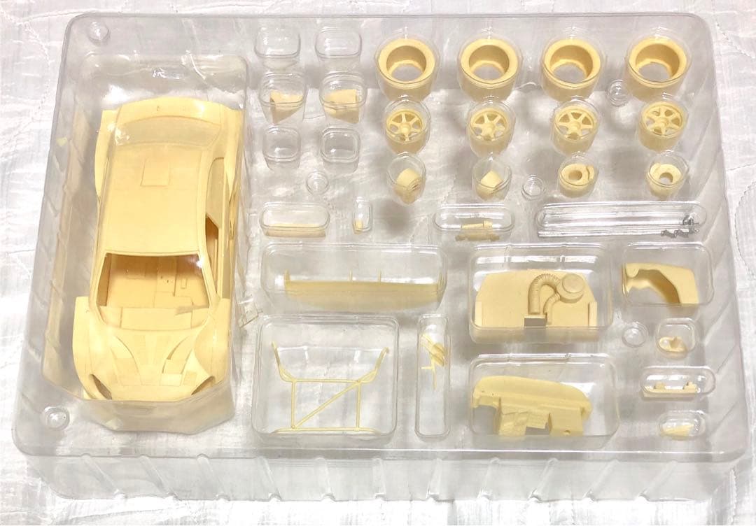 エヴァンゲリオン RT 初号機 apr カローラ 2010