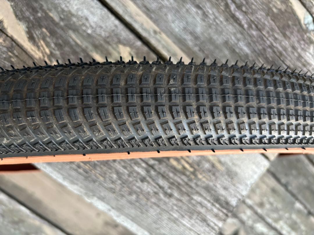 パーツ SCHWALBE Billy Bonkers 26x2.10(54-559)