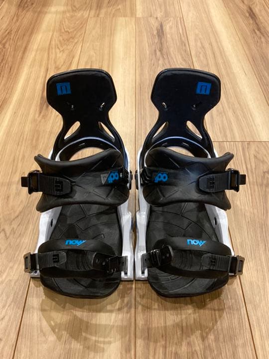※【美品】NOW (ナウ) ビンディング