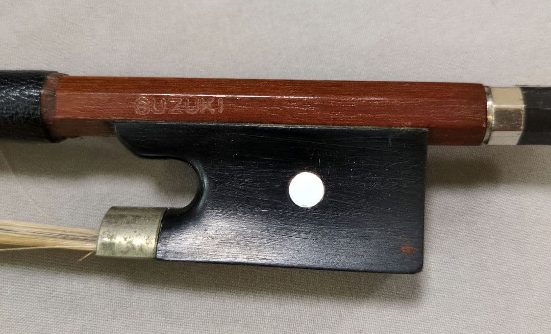 MASAKICHI.SUZUKI. No.w1 4/4 　弓、ハードケース付き