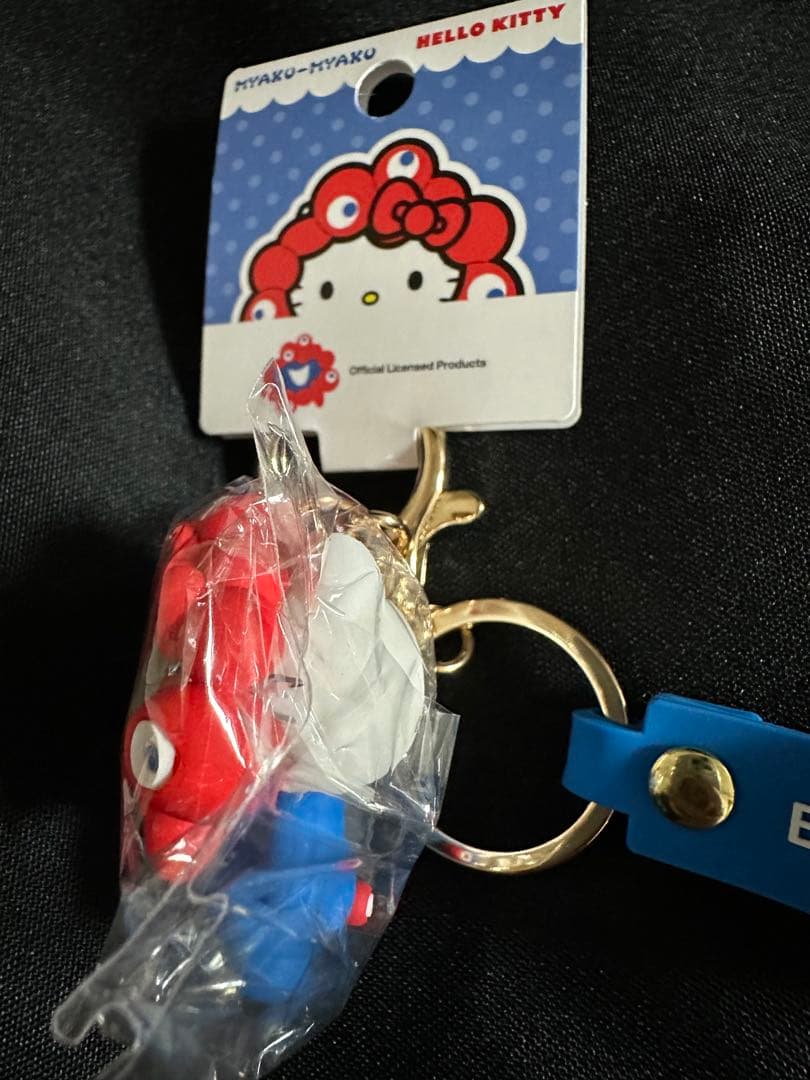 万博　ミャクミャク　キティ　立体　マスコット　キーホルダー　ストラップ　シリコン