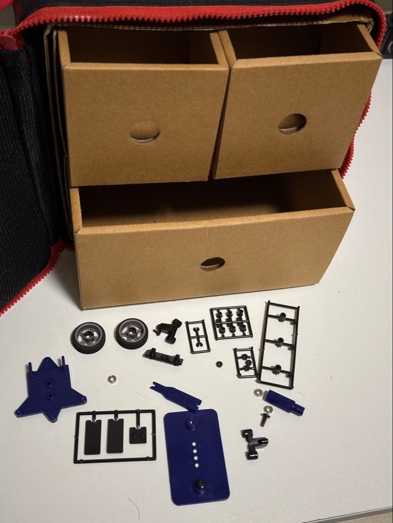 京商　ラジコンバッグ　充電器　ミニッツホンダタカタ／レーサー／MOTUL GTR