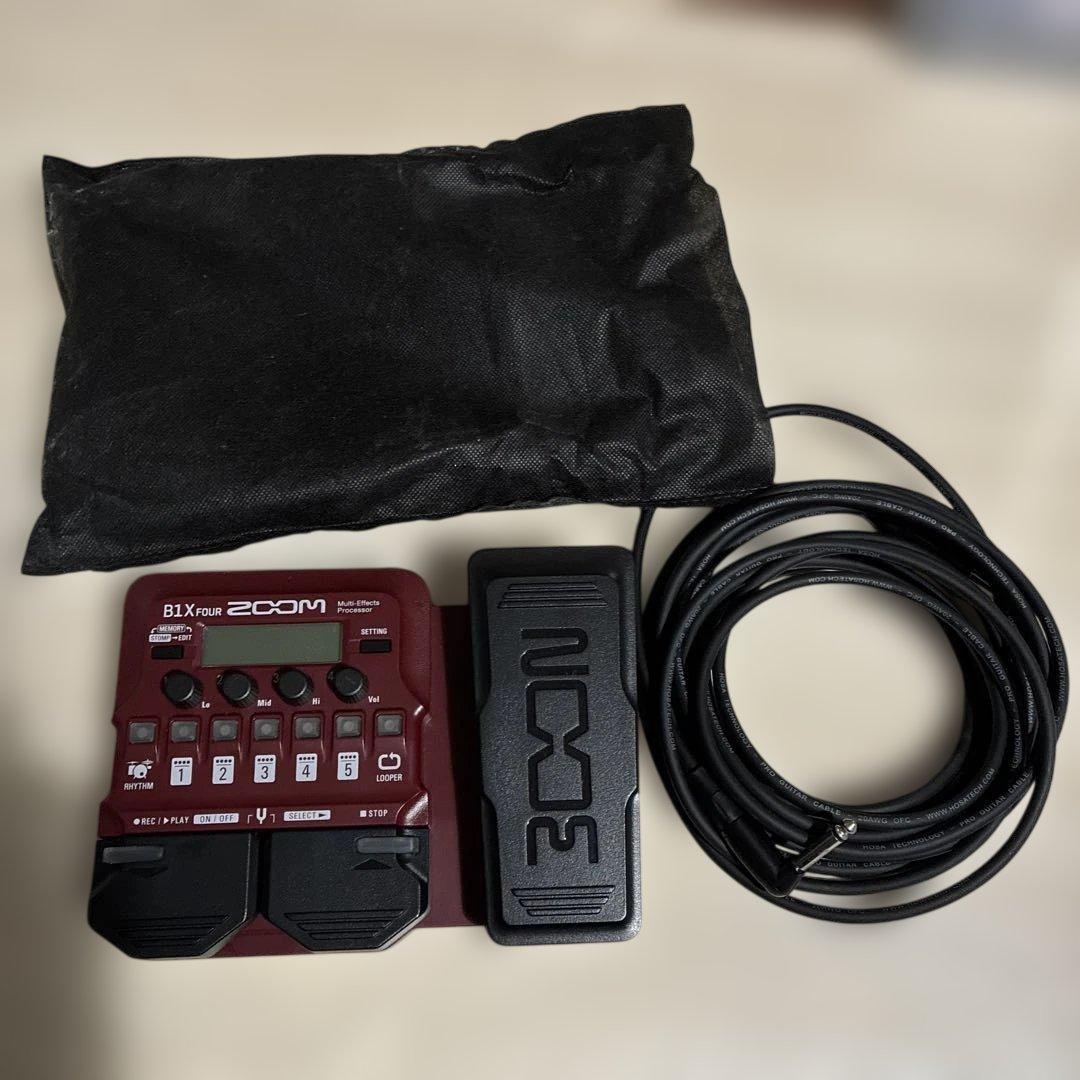 【美品】ZOOM B1Xfour マルチエフェクター　シールド付き