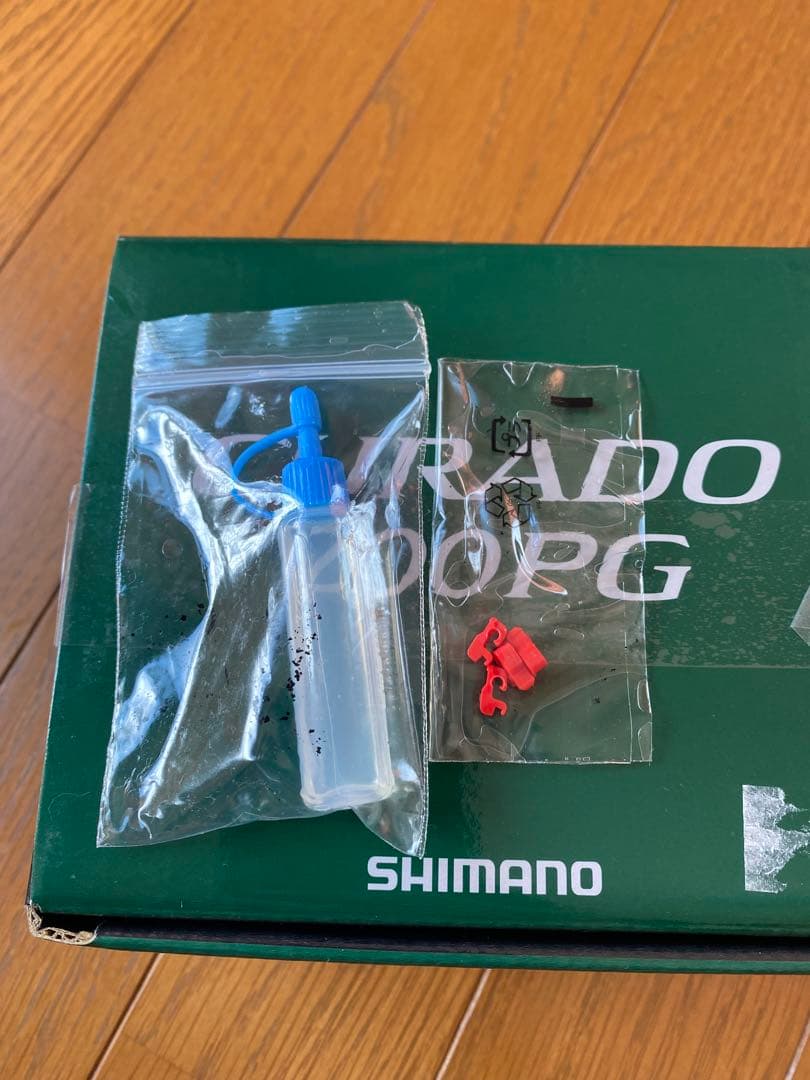 シマノ 15クラド 200pg CURADO 右ハンドル