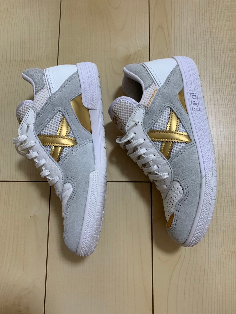 【値下げ】MUNICH CONTINENTAL フットサルシューズ