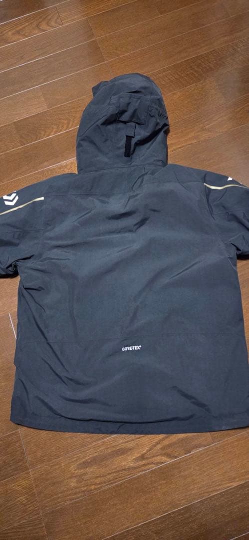 USED ダイワ 防寒着　磯釣りDAIWAフィッシングスーツ(上下セット)