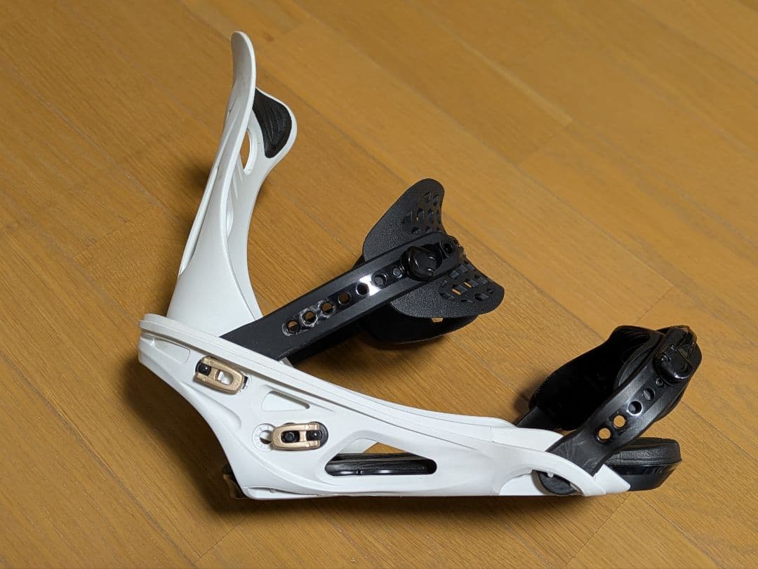 FLUX DSL ビンディング Mサイズ（ホワイト）