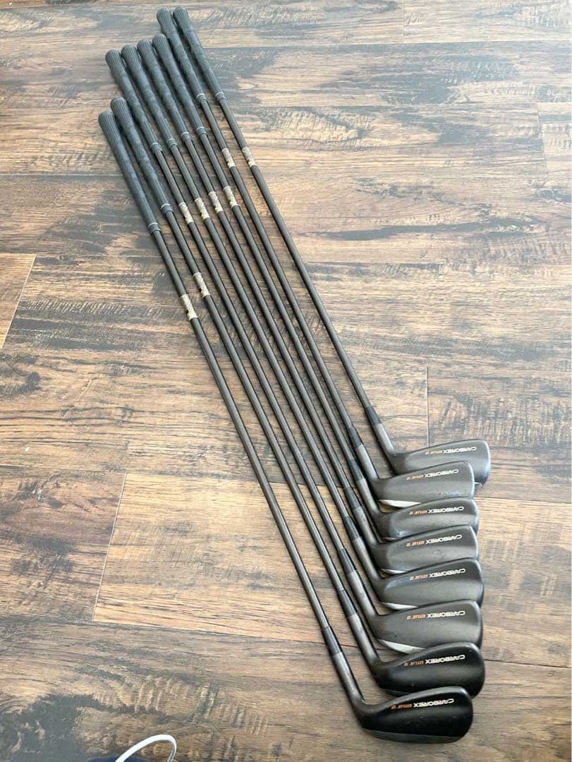 Daiwa CARBOREX 中空アイアン8本セット　R右　WHISKER SF