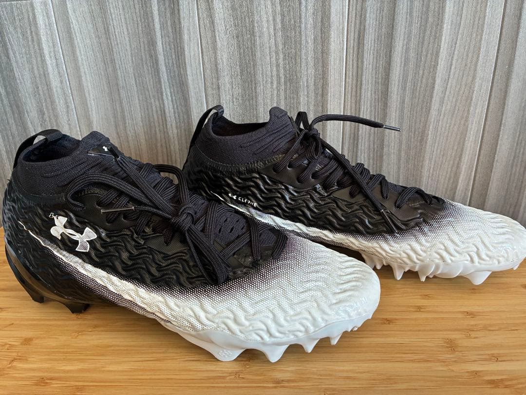 ⭐︎希少未使用⭐︎UNDER ARMOUR SPOTLIGHT PRO 2025 黒