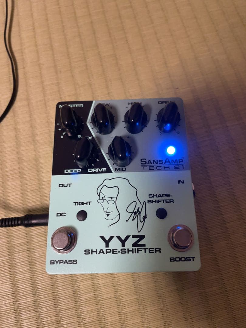 TECH 21 YYZ SHAPE-SHIFTER ベースエフェクター