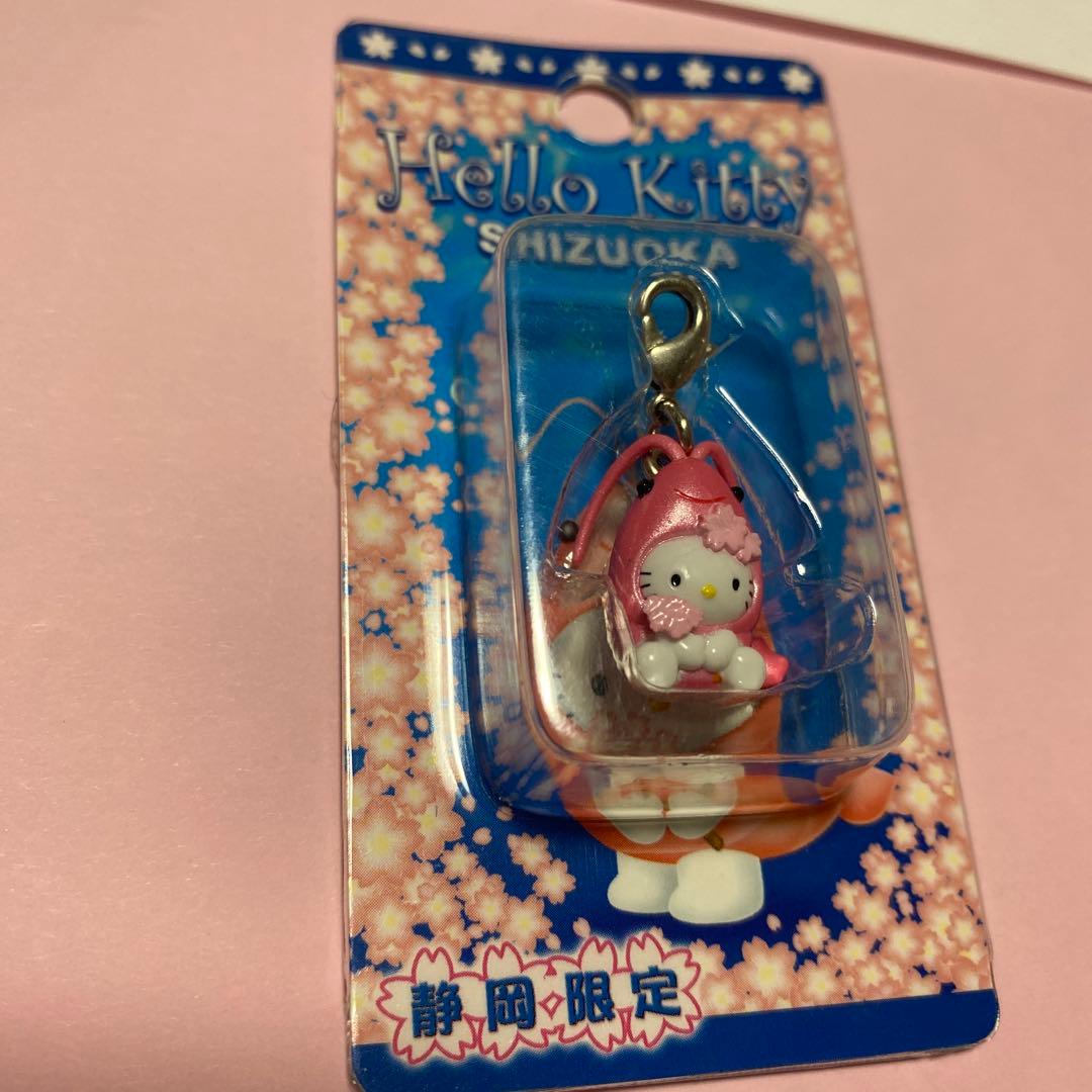 ⭐️ご当地キティーちゃんと1つだけガチャピンとムックキーホルダー9点セット❤️