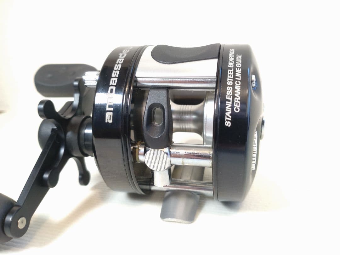 リール Abu Garcia UC 4600C Real2 Deal2 Plus