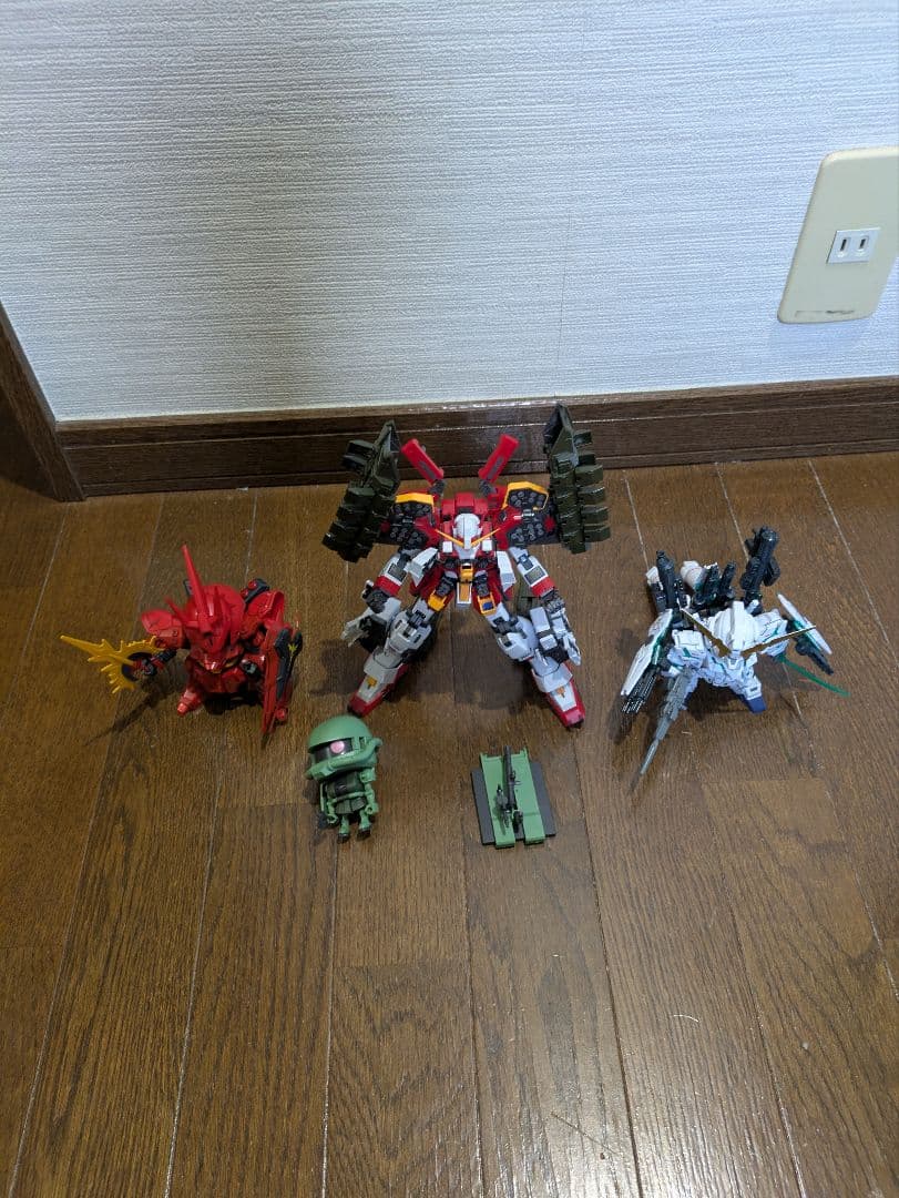 プラモデル ガンダム　ガンプラ 　ジャンク　武器　完成品　まとめ売り