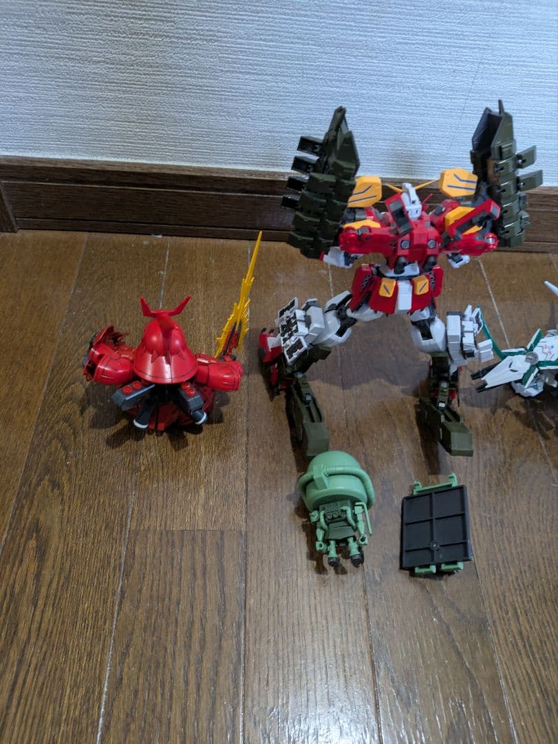 プラモデル ガンダム　ガンプラ 　ジャンク　武器　完成品　まとめ売り