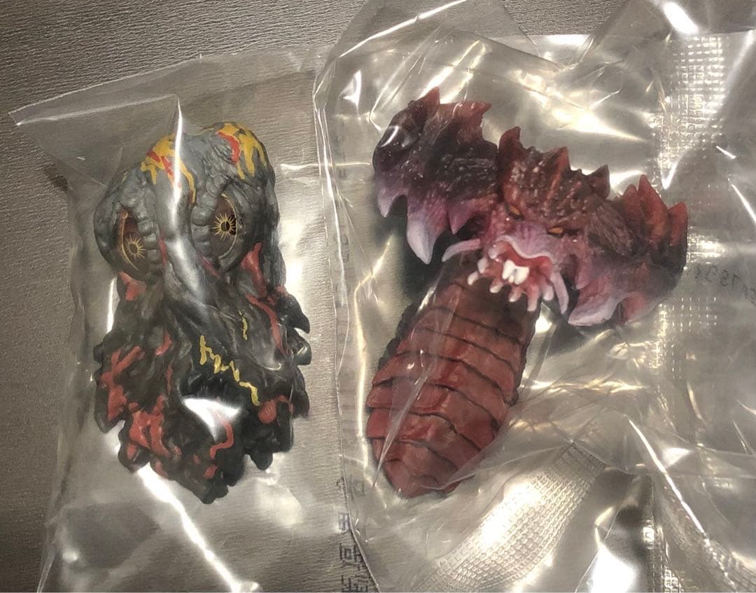 一番くじ　C賞 スペースゴジラ MONSTERLISE　+ E賞2種付き