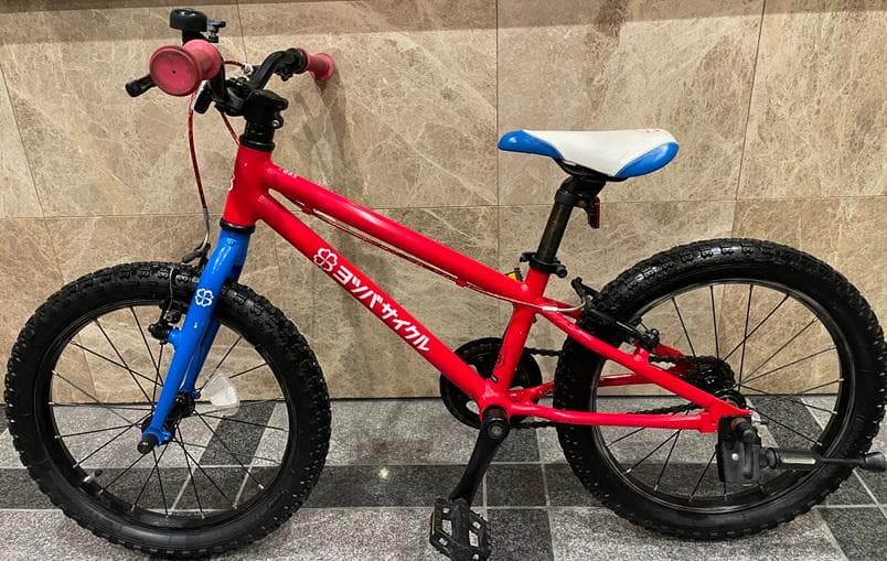 ヨツバサイクル-18インチ-ヒーローレッド-junior-手渡しのみ