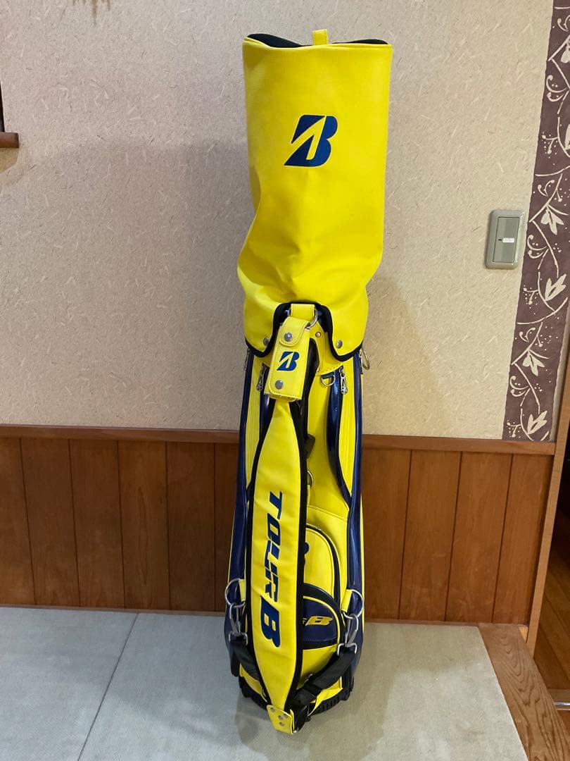 ブリヂストン（BRIDGESTONE ）GOLF Tour B キャディバッグ