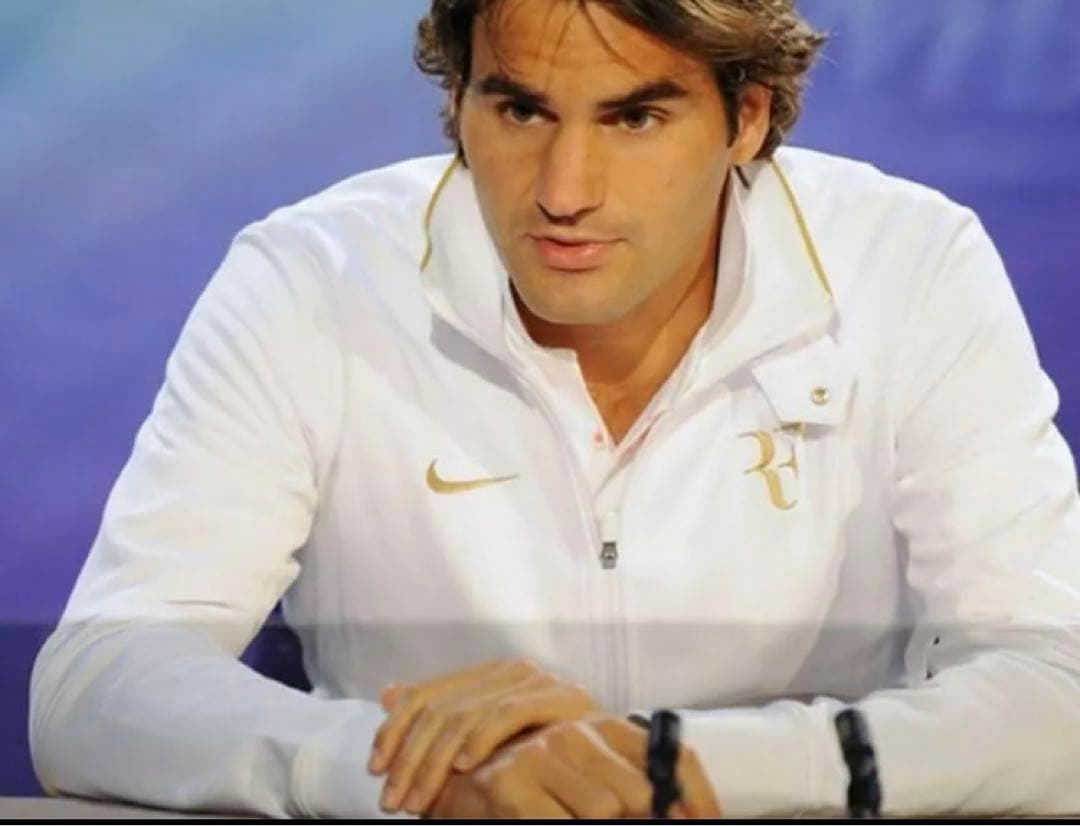 【日本未発売 希少!】フェデラー ナイキ 2010ウィンブルドン RFジャケット