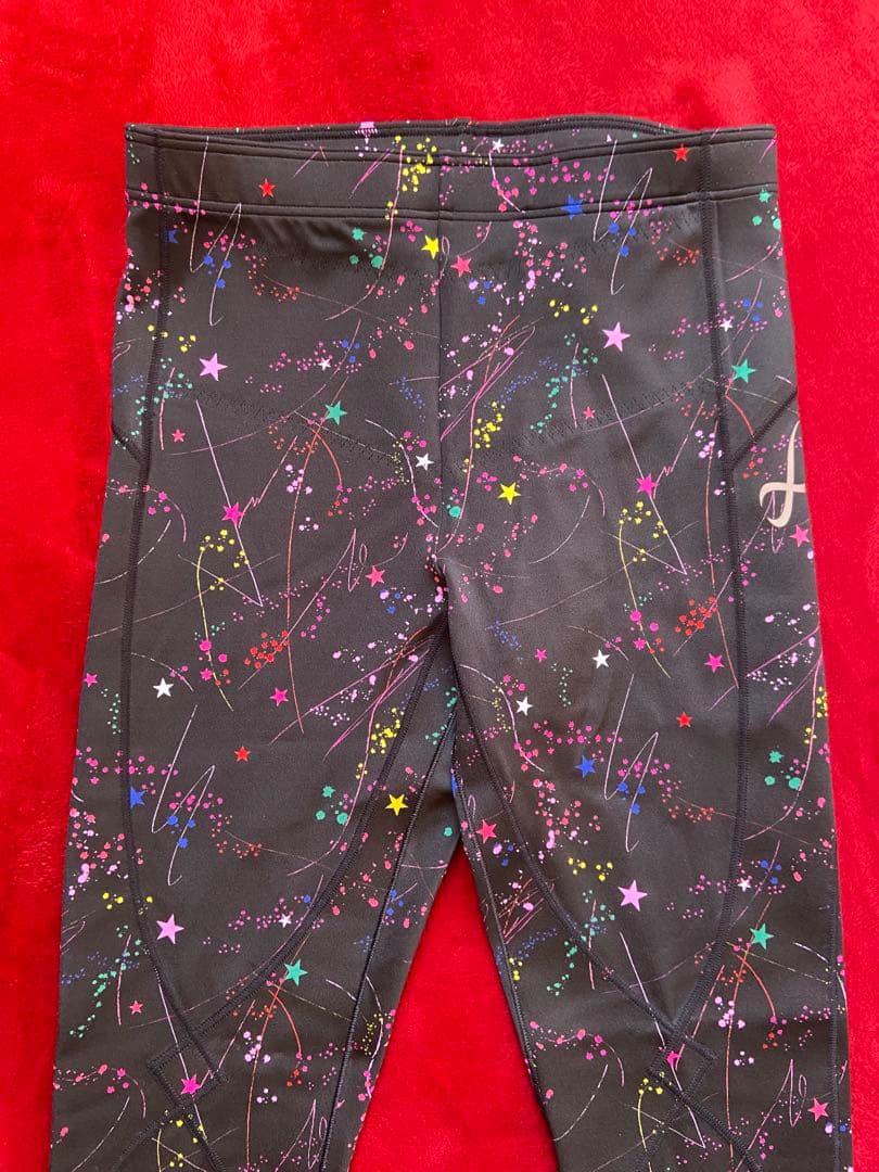 未使用　CW-X コンプレッションタイツ　 HZY-129 ワコール