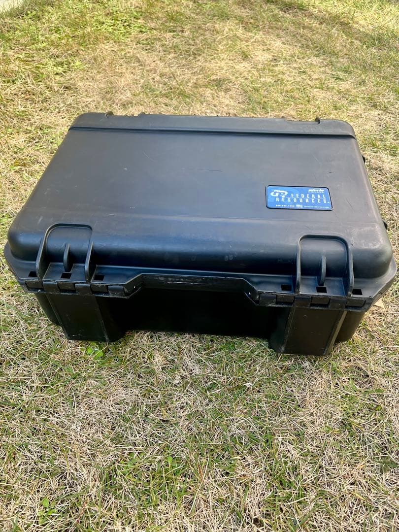 米軍放出品 ハードケース 電源コネクタ付き SKB ハードプロテクターケース