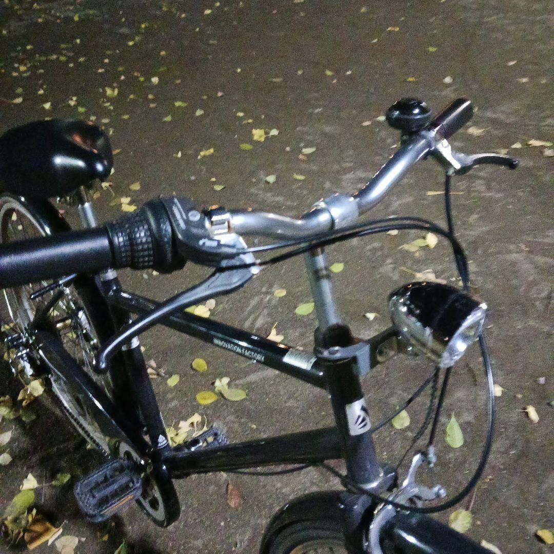 黒のクロスバイク