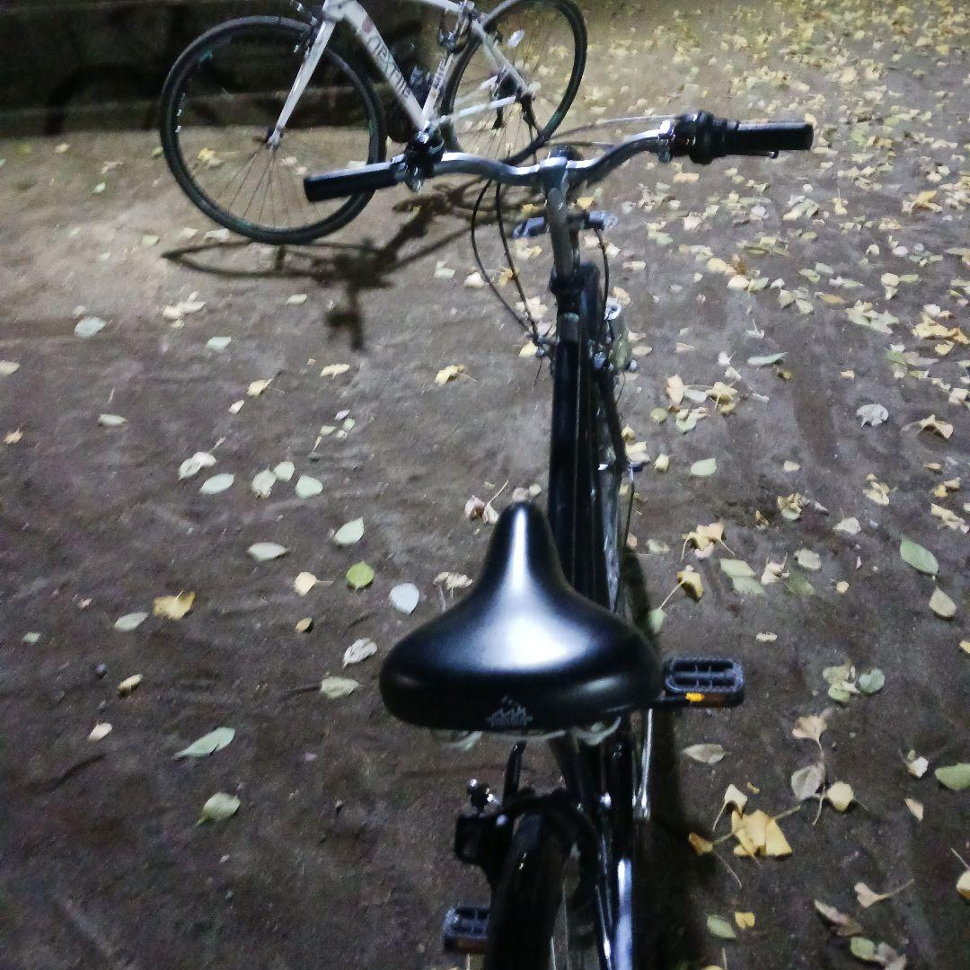 黒のクロスバイク