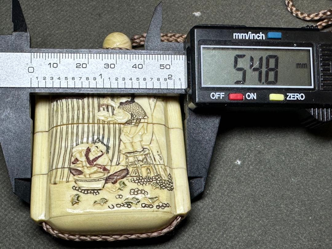 極上　印籠　根付　天然素材　置物　古美術品　 細密細工　骨董　アンティーク