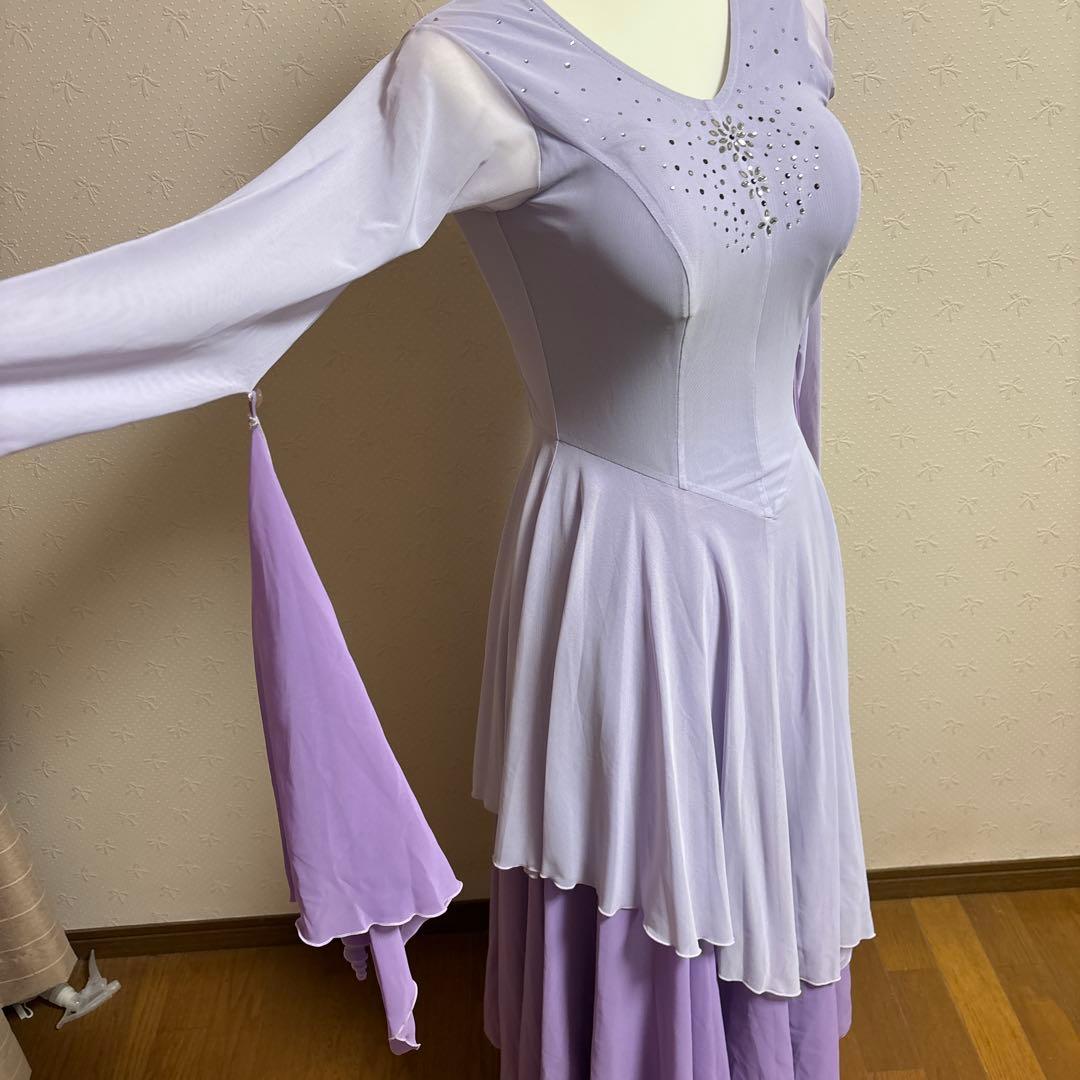 薄紫の社交ダンスドレス