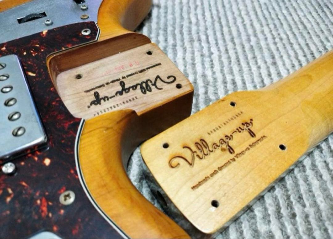 Village-upハンドメイドギター　Jaguar タイプ