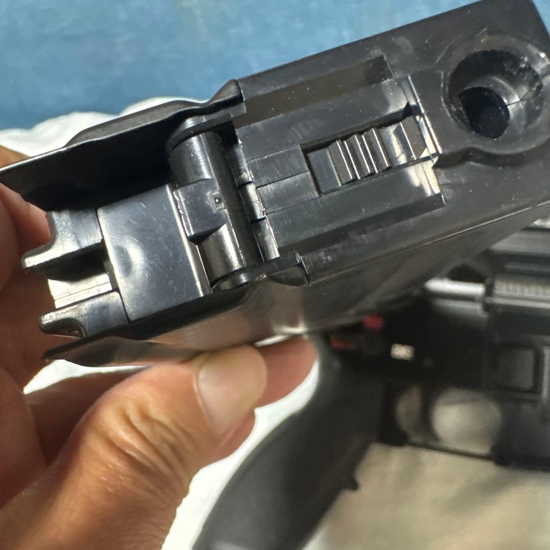 HK416D 電動ガン リコイルショックシステム