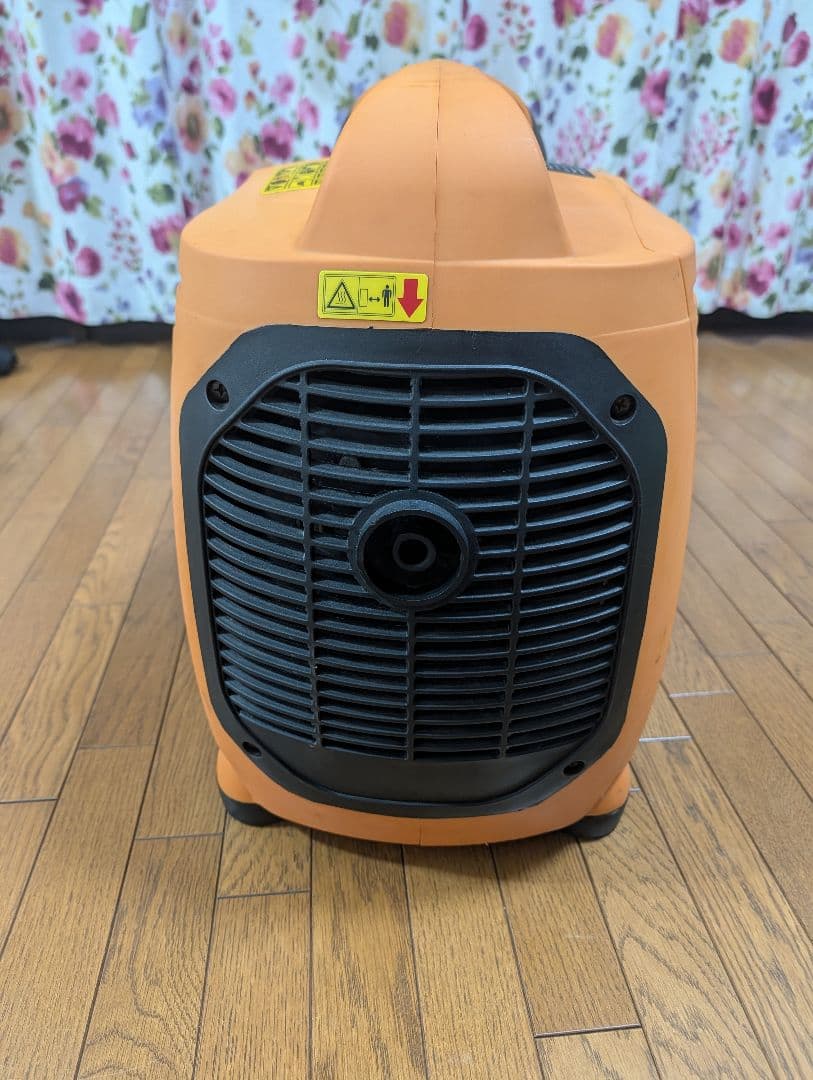 ETQ　インバーター発電機　IN3000i