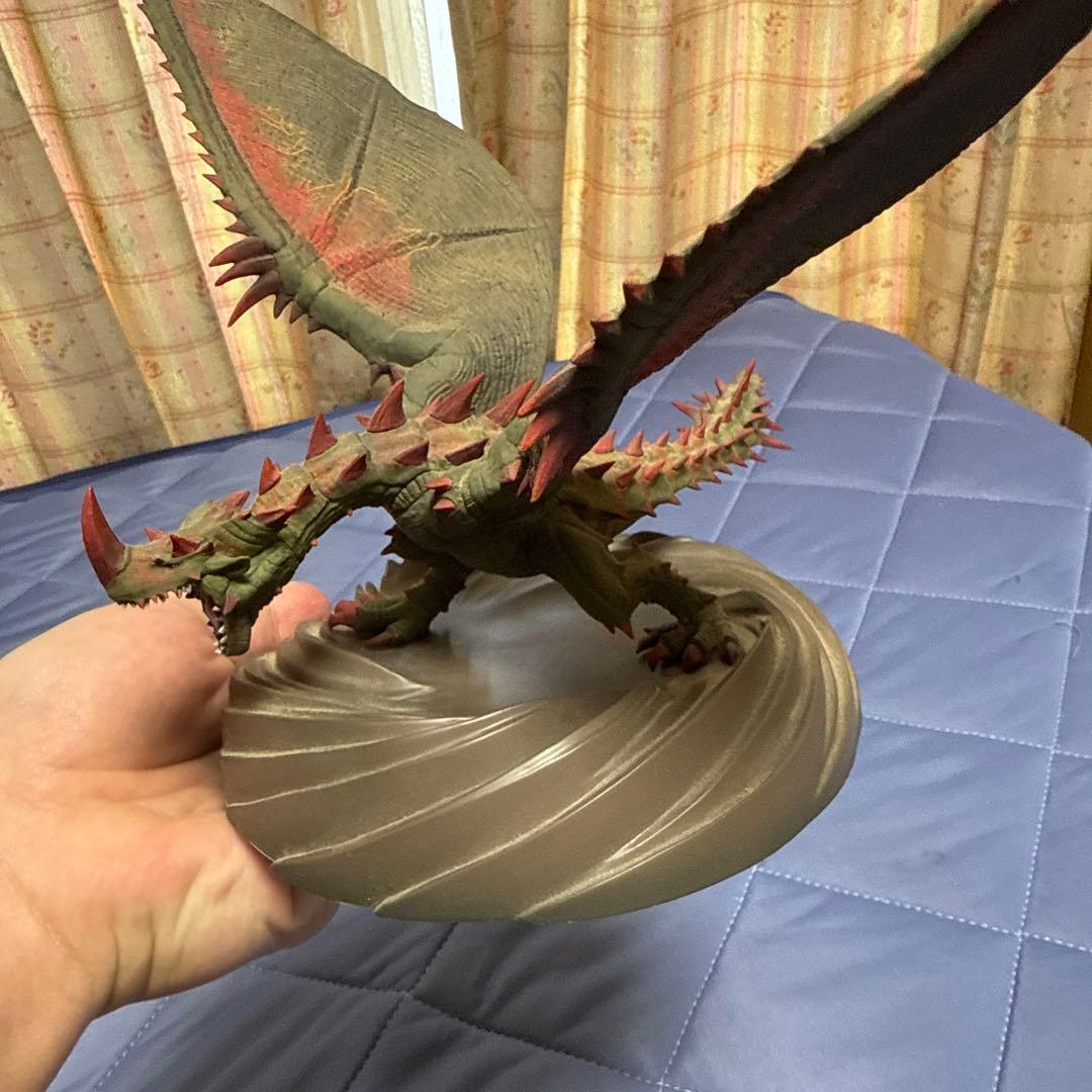 エスピナス　フィギュア