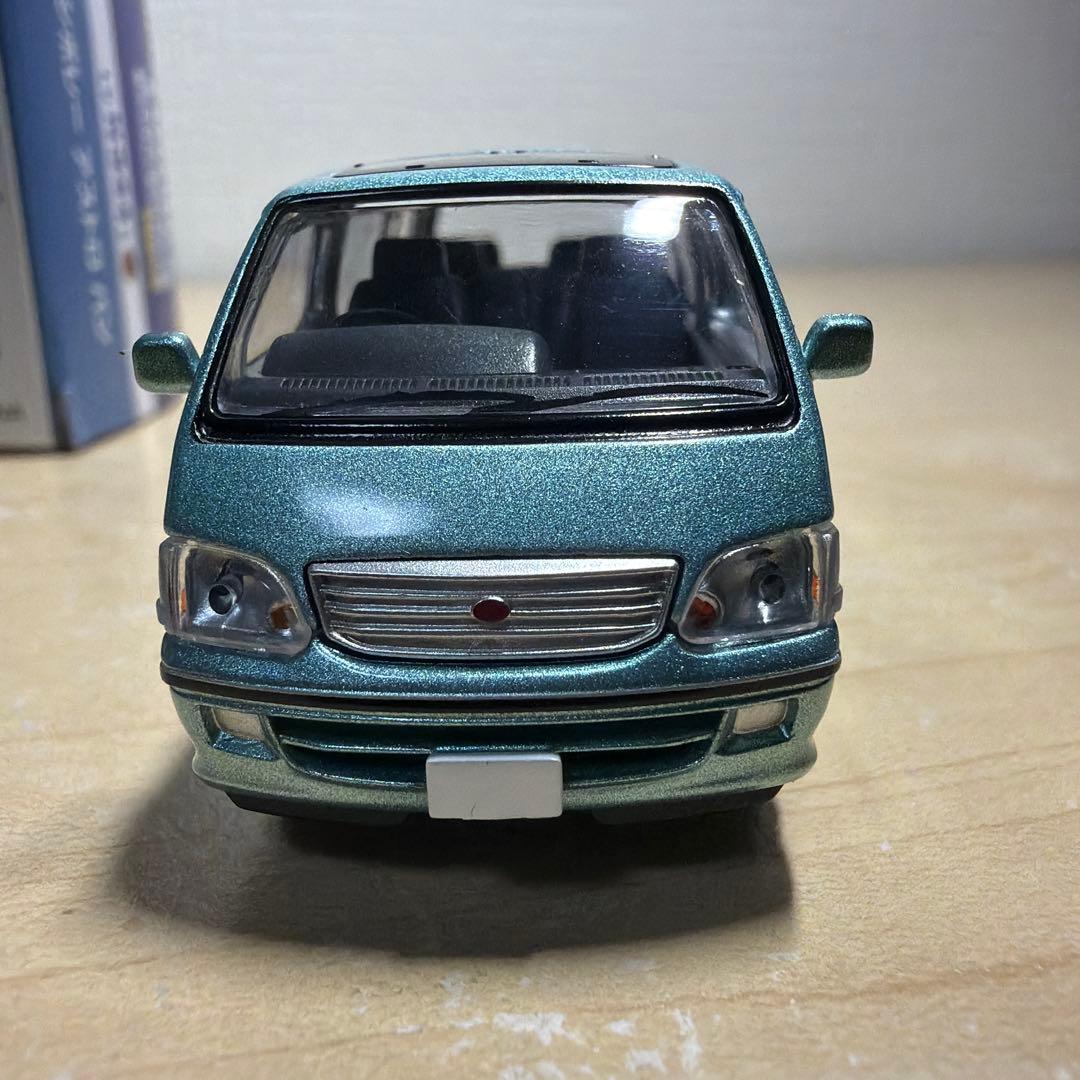 トミカ リミテッド　ビンテージ　アストロ　クラウンカスタム　サンバー　ハイエース